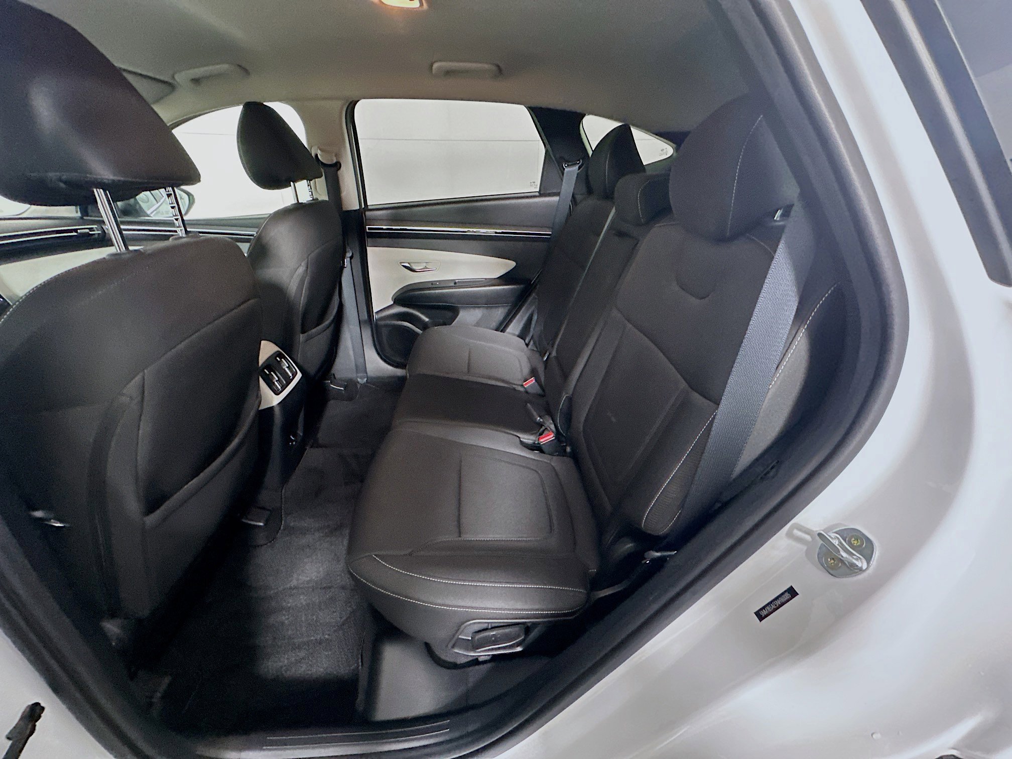 Used 2022 Hyundai Tucson SEL w/ Cargo Package image 28