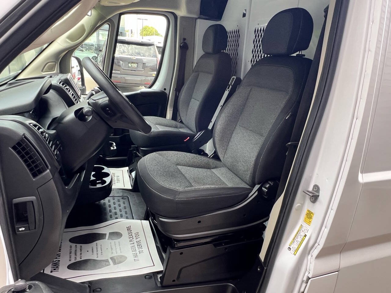 Used 2022 RAM ProMaster 2500 w/ Convenience Group FWD image 21