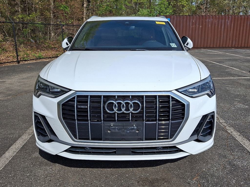 Used 2023 Audi Q3 2.0T Premium AWD/4WD image 2