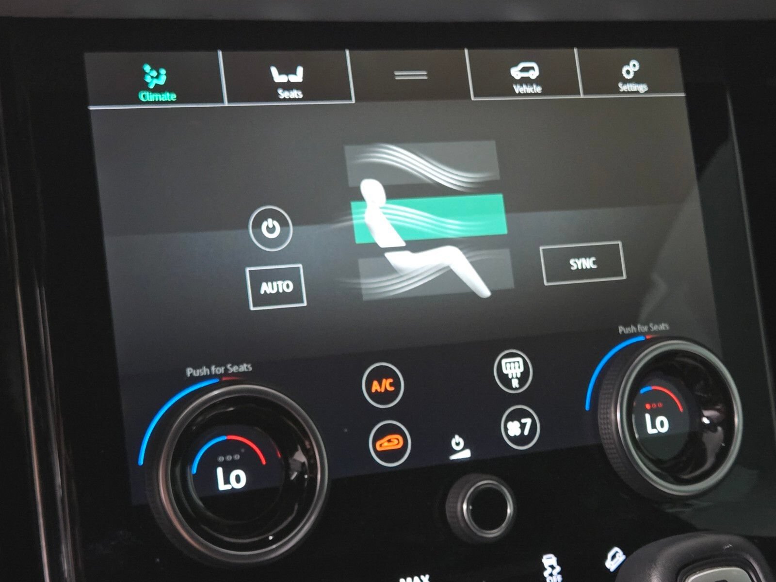 Used 2020 Land Rover Range Rover Evoque R-Dynamic SE AWD/4WD image 27