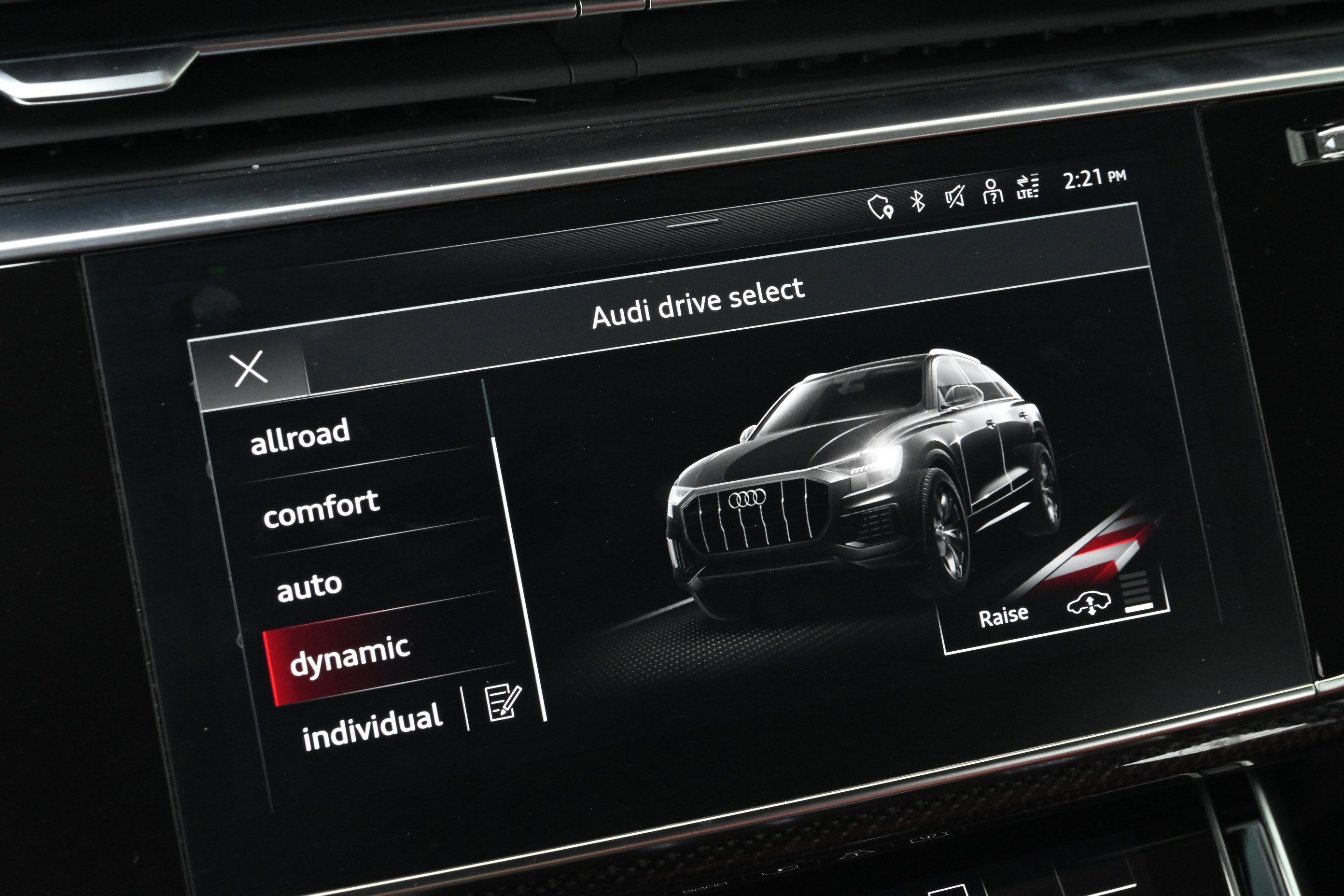 Used 2022 Audi SQ8 Prestige image 35