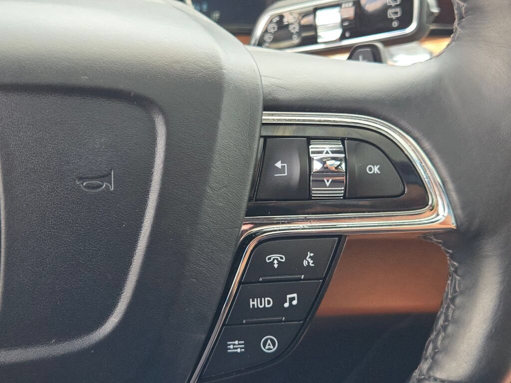 Used 2024 Lincoln Navigator Reserve AWD/4WD image 37