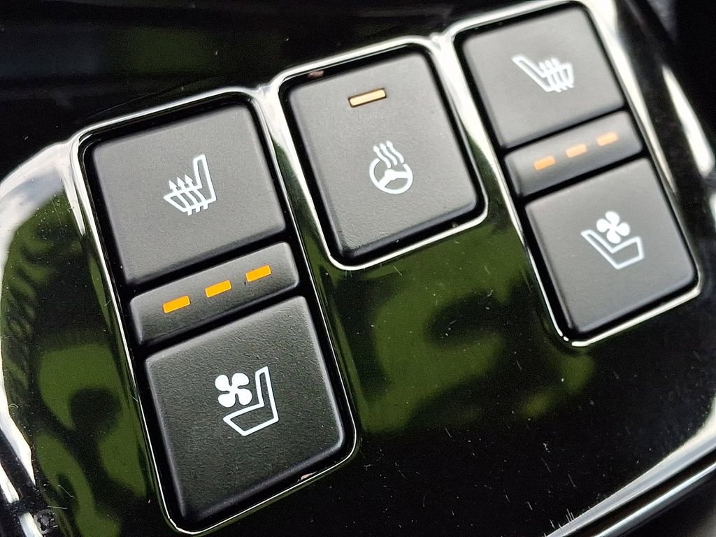 Certified 2023 Kia Sportage SX image 25