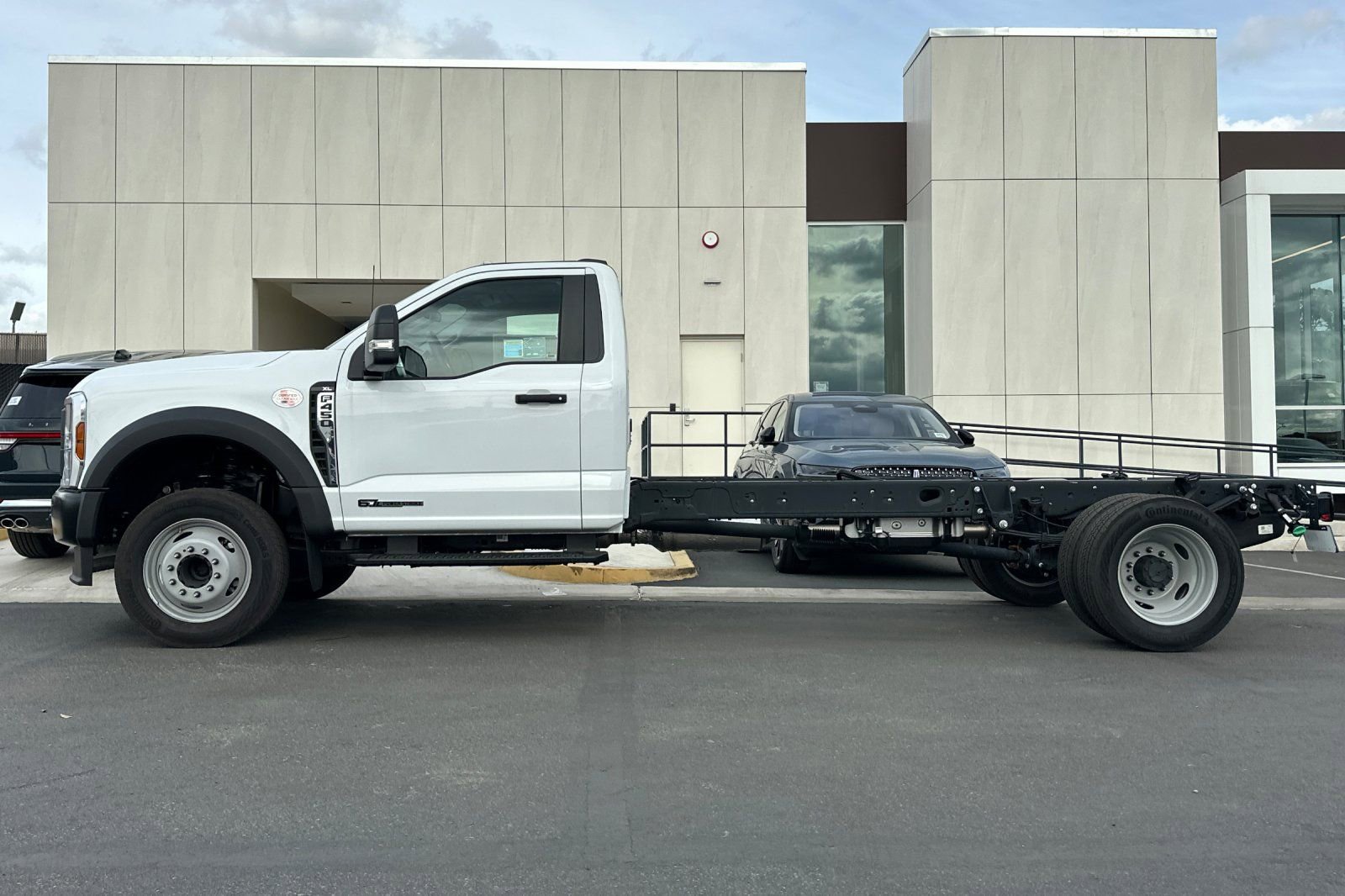 New 2025 Ford F450 XL RWD image 6