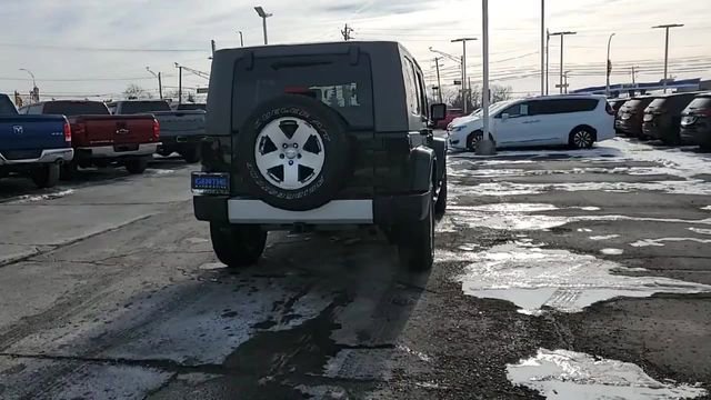 Used 2010 Jeep Wrangler Unlimited Sahara w/ Trailer Tow Group image 7