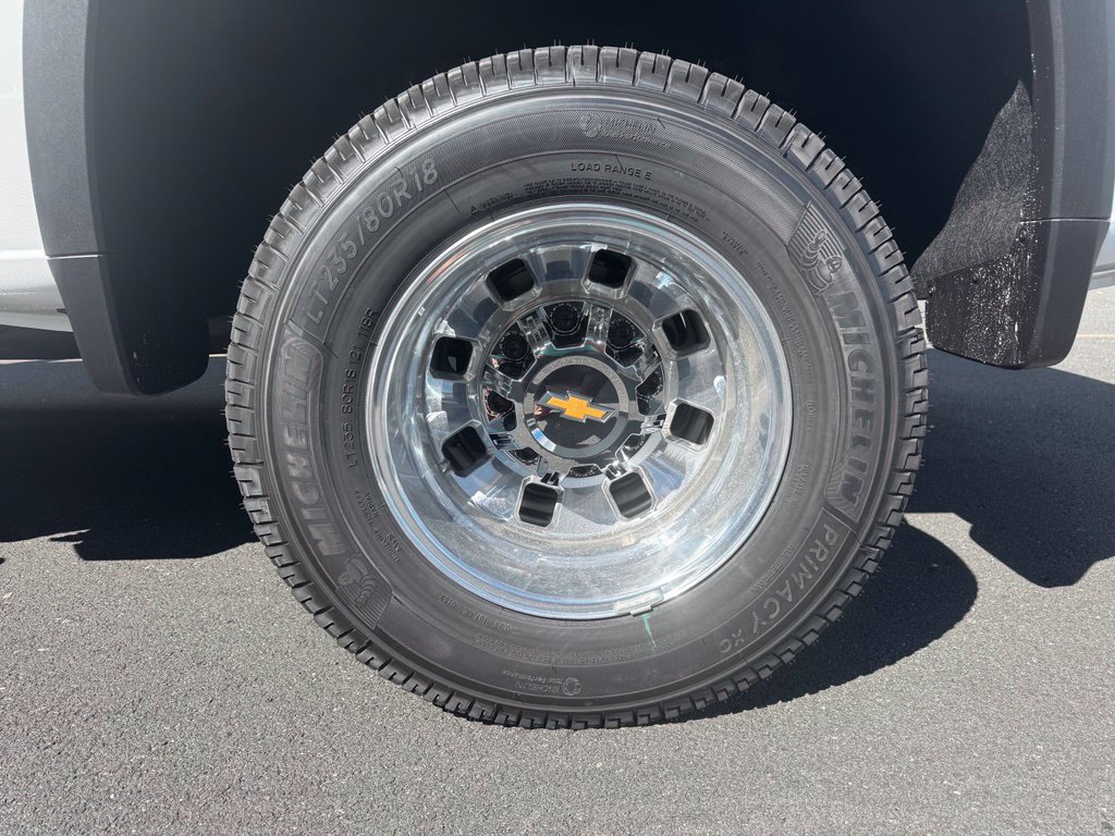 New 2026 Chevrolet Silverado 3500 High Country w/ High Country Premium Package AWD/4WD image 13