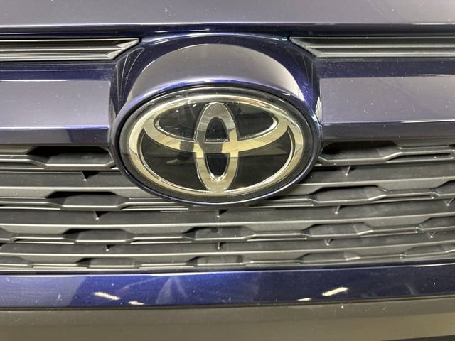 Used 2023 Toyota RAV4 XLE w/ Convenience Package image 9