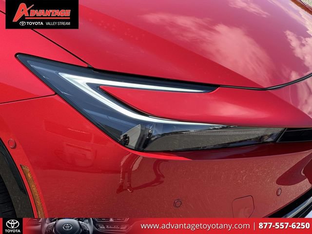 Used 2025 Toyota Prius Plug-In Hybrid w/ Limited Premium Package FWD image 12