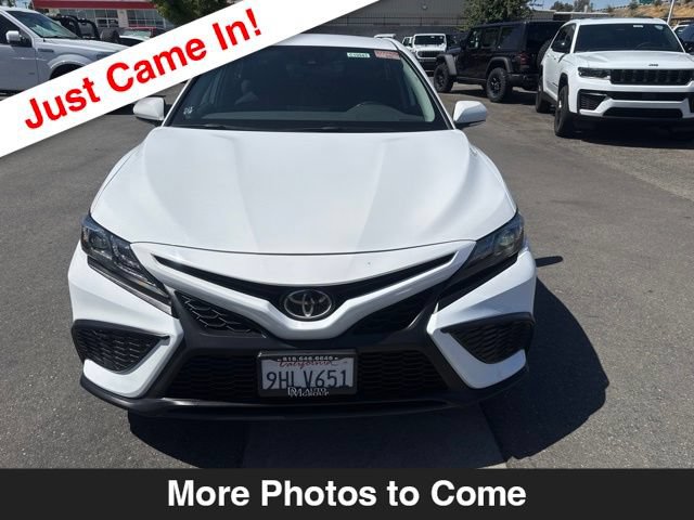 Used 2023 Toyota Camry SE w/ Convenience Package FWD image 9