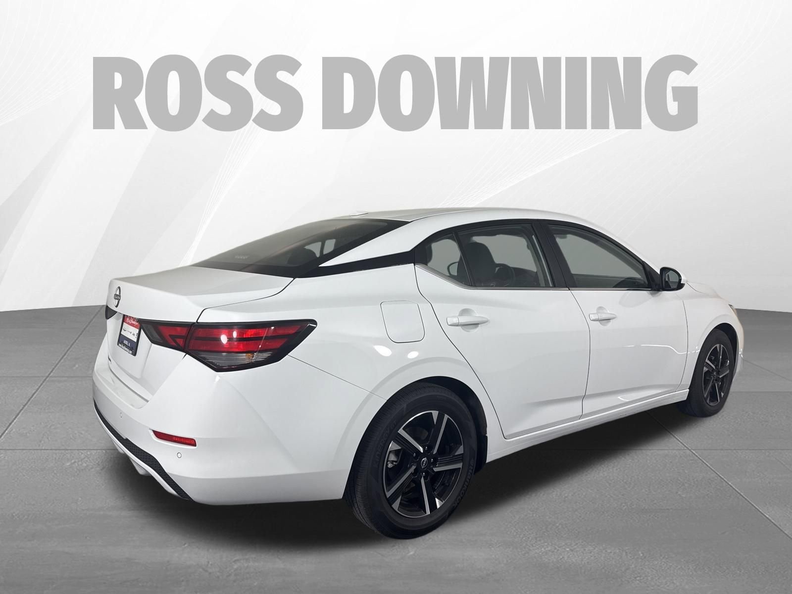 Used 2025 Nissan Sentra SV image 4