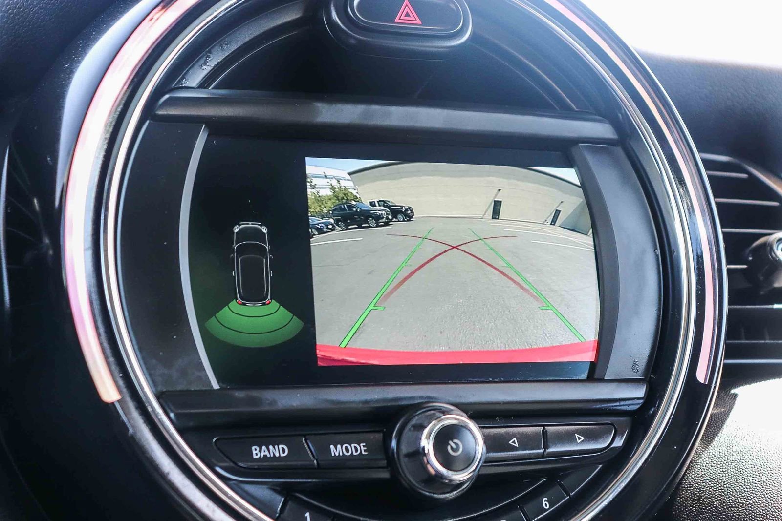 Used 2019 MINI Cooper 2-Door Hardtop w/ Signature Upholstery Package FWD image 29