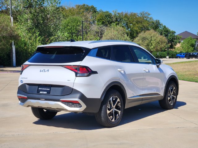 Certified 2025 Kia Sportage EX AWD/4WD image 7