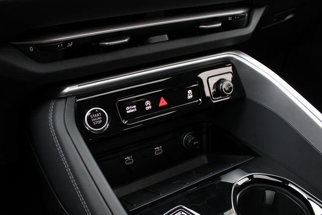 Used 2025 Audi Q5 Prestige image 17