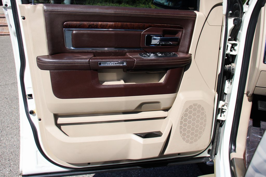 Used 2016 RAM 1500 Laramie Longhorn w/ Convenience Group image 14