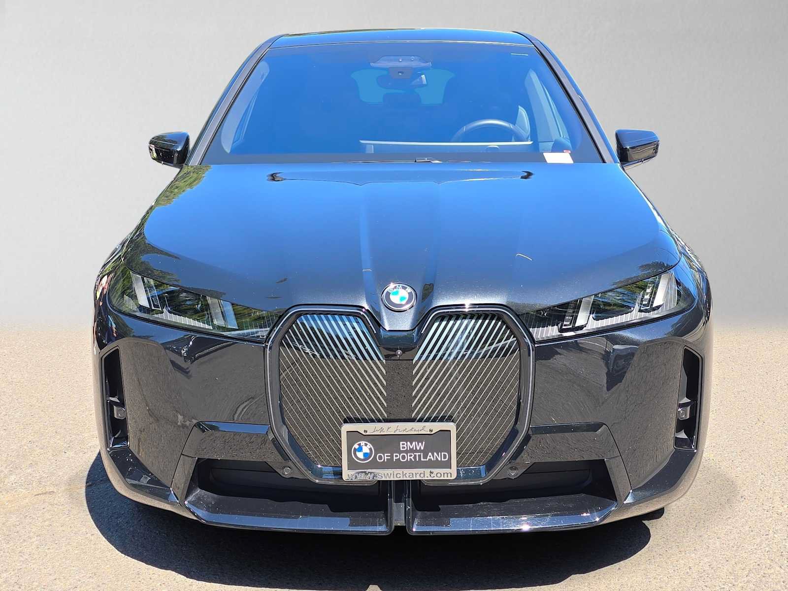 Used 2026 BMW iX xDrive60 w/ M Sport Package AWD/4WD image 34