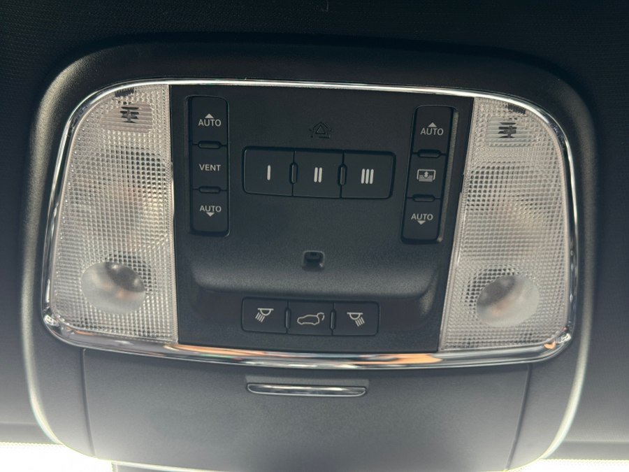 Used 2020 Jeep Grand Cherokee High Altitude AWD/4WD image 54