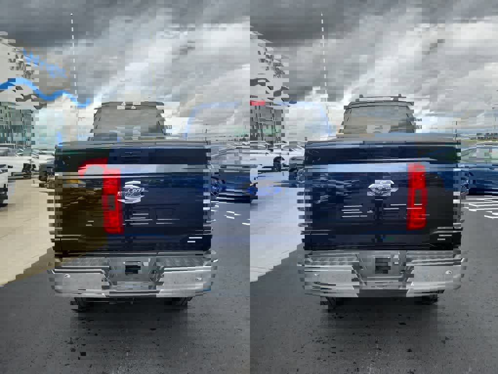 Used 2023 Ford F150 XLT image 3