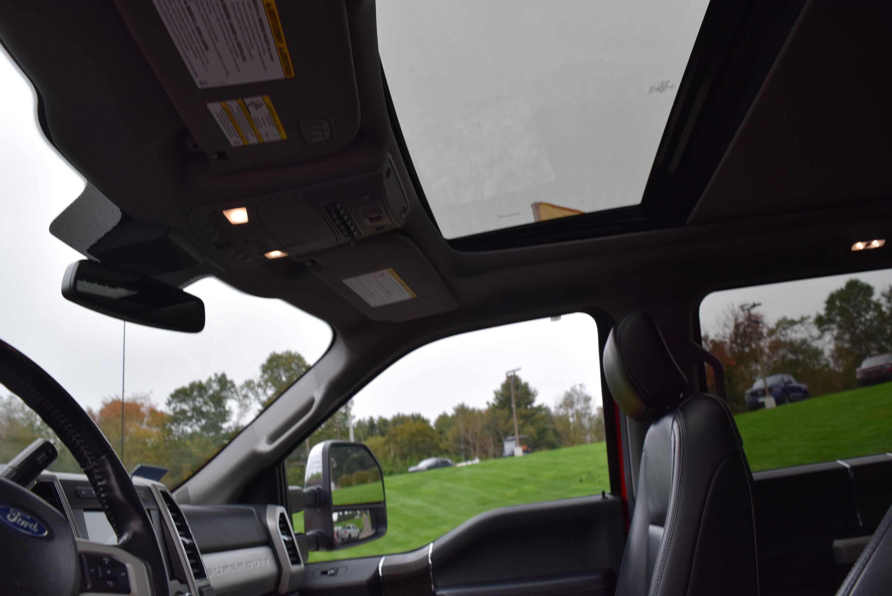 Used 2021 Ford F350 Lariat w/ Lariat Ultimate Package AWD/4WD image 11
