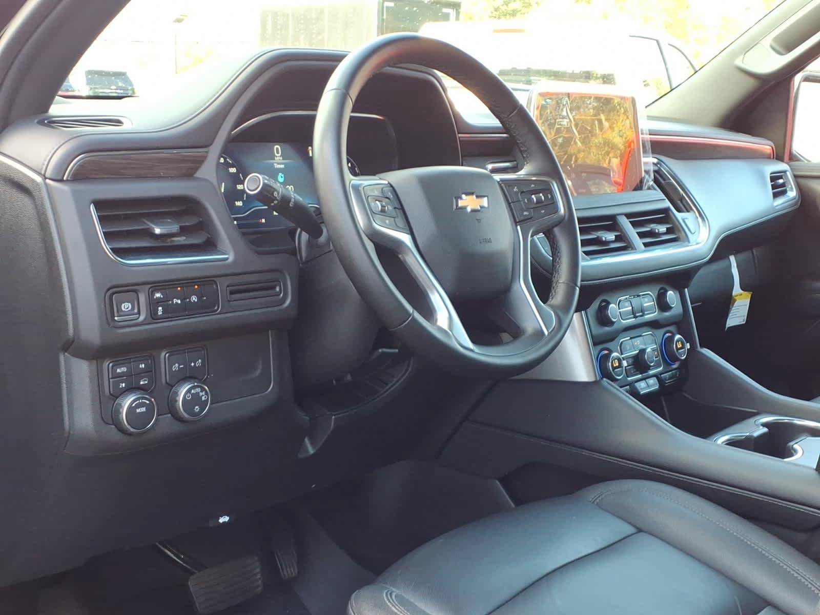 Used 2023 Chevrolet Suburban LT AWD/4WD image 9