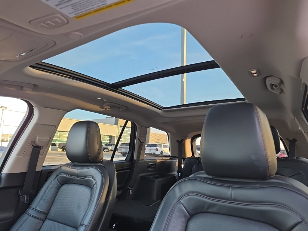 Used 2024 Lincoln Aviator Reserve image 15