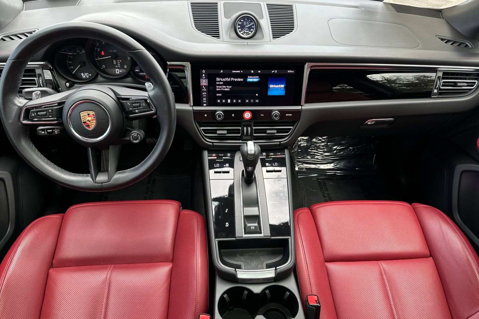 Used 2023 Porsche Macan Turbo AWD/4WD image 13