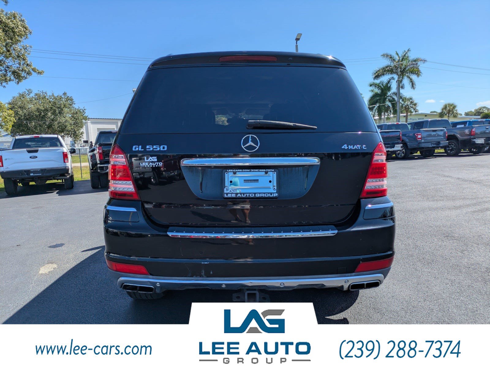 Used 2012 Mercedes-Benz GL 550 4MATIC image 4