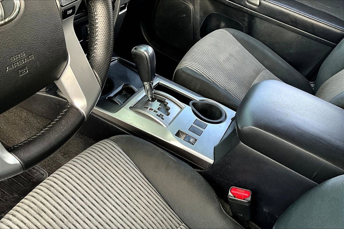 Used 2016 Toyota 4Runner SR5 image 18