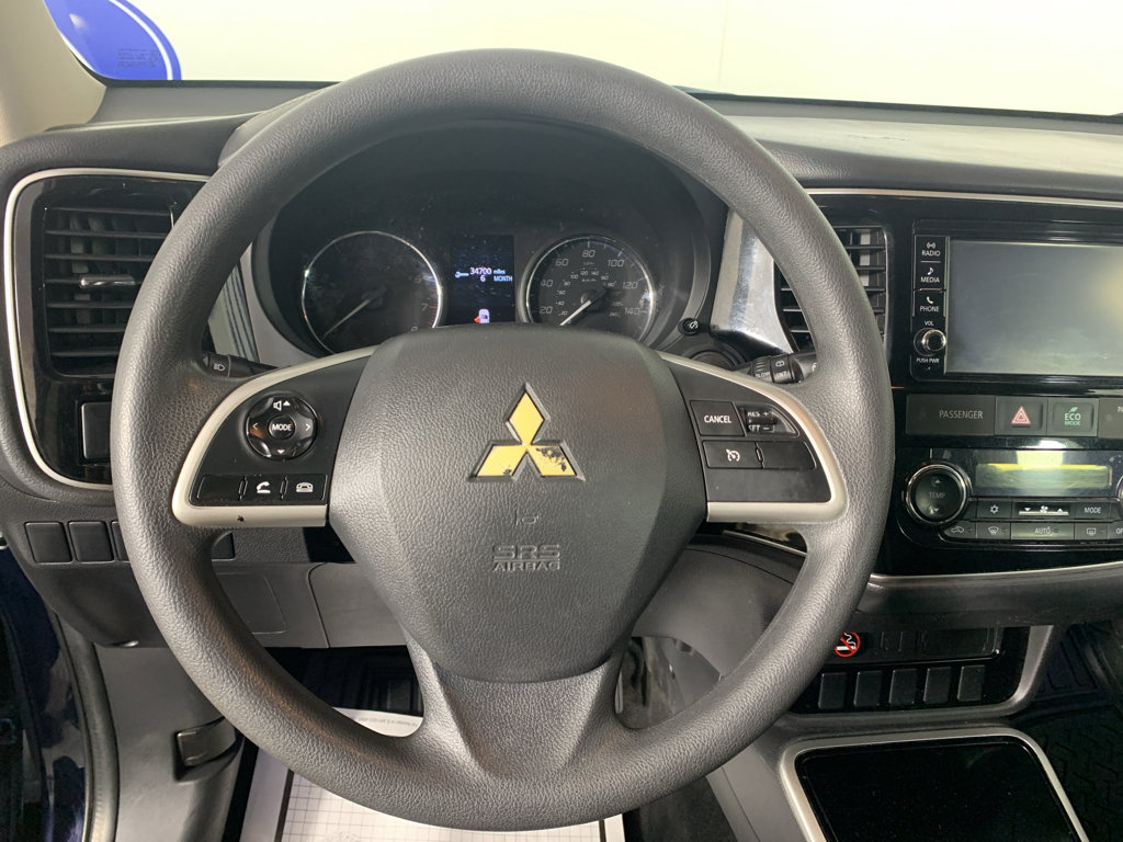 Used 2018 Mitsubishi Outlander ES image 22