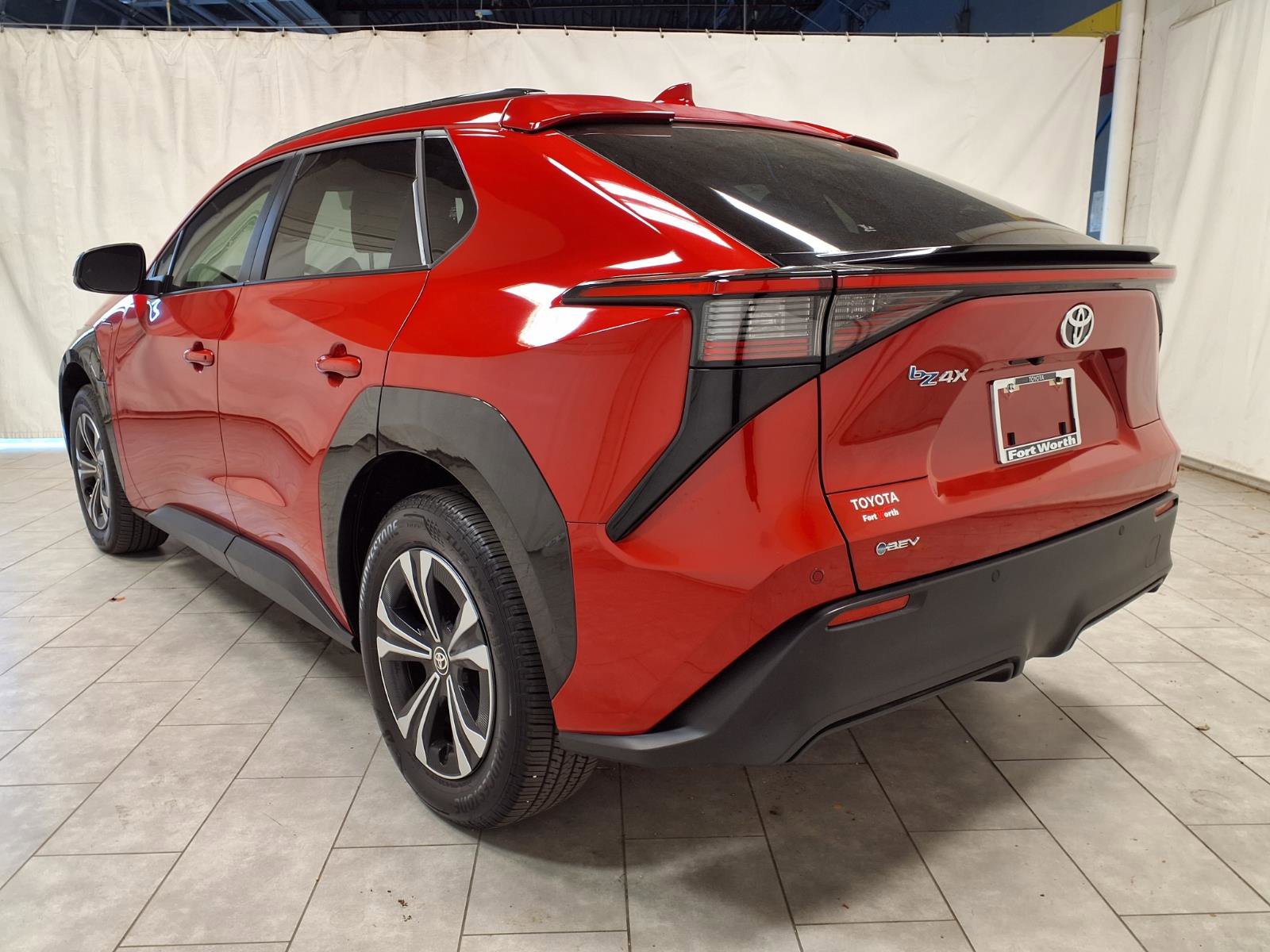 Used 2025 Toyota bZ4X FWD w/ Weather Package image 7