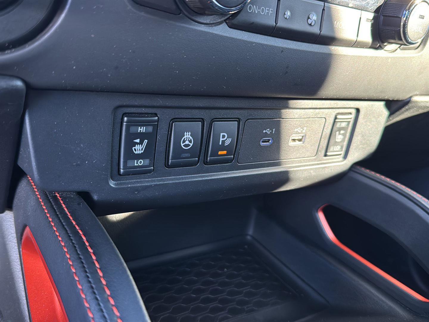 Used 2024 Nissan Frontier PRO-4X w/ Pro Convenience Package image 24