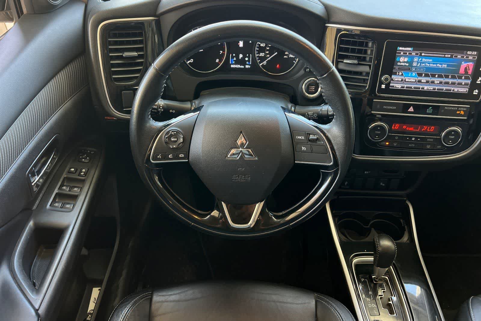 Used 2019 Mitsubishi Outlander SEL FWD image 16