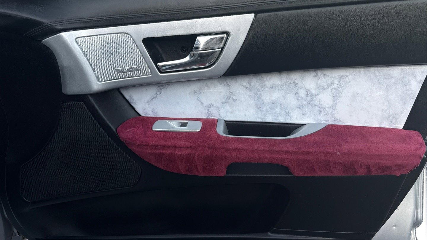 Used 2014 Jaguar XF 3.0 AWD/4WD image 18