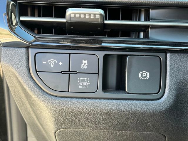 Used 2026 Kia Sportage S image 14