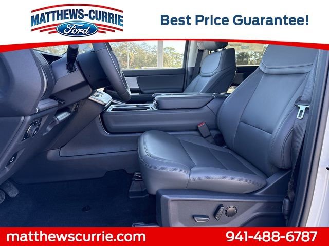 New 2026 Ford Expedition Active image 9