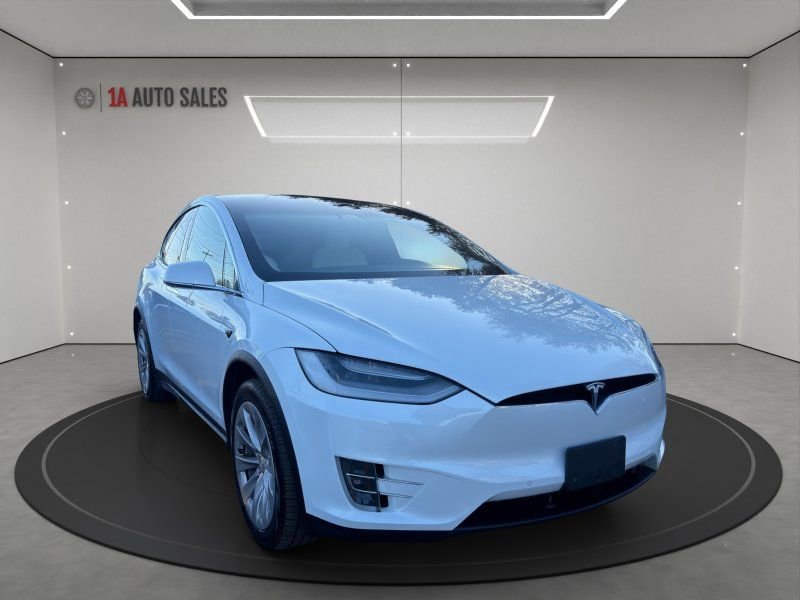 Used 2020 Tesla Model X Long Range AWD/4WD image 7