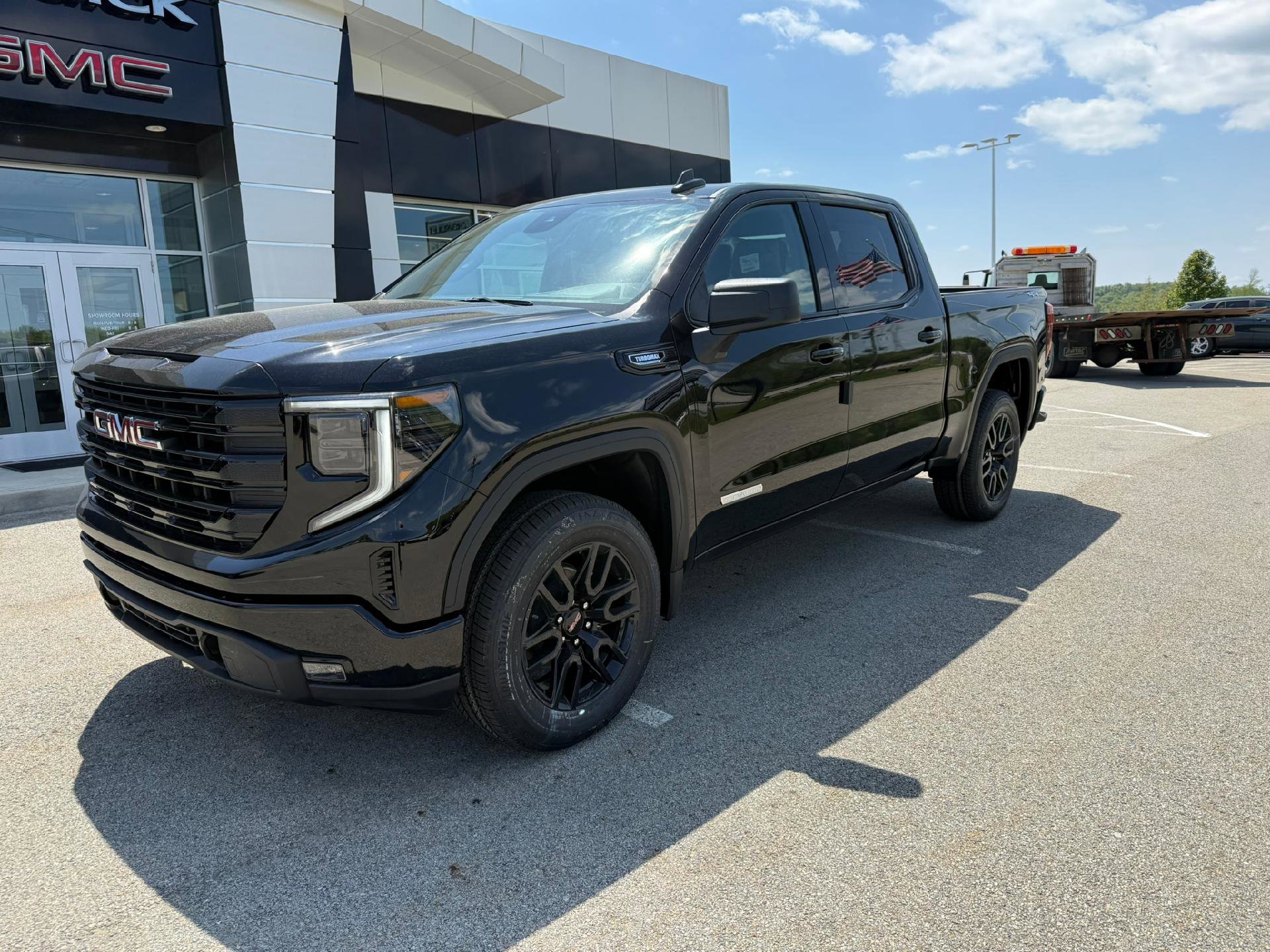 New 2026 GMC Sierra 1500 Elevation AWD/4WD image 9