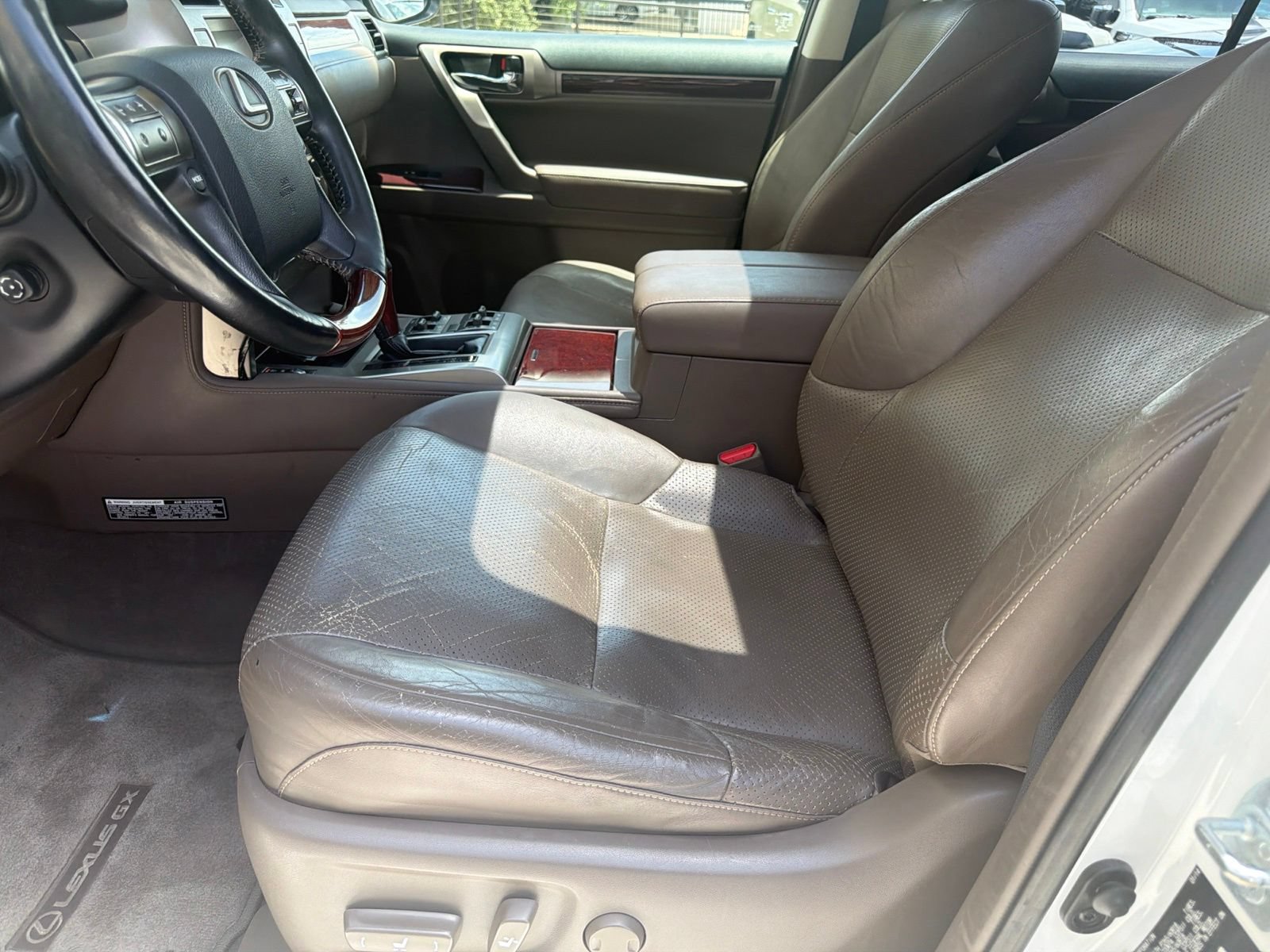 Used 2014 Lexus GX 460 Luxury AWD/4WD image 9