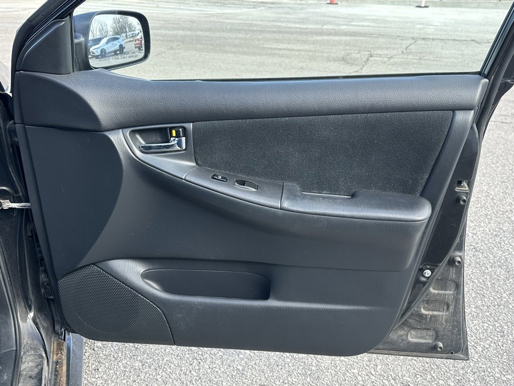 Used 2003 Toyota Corolla S image 21