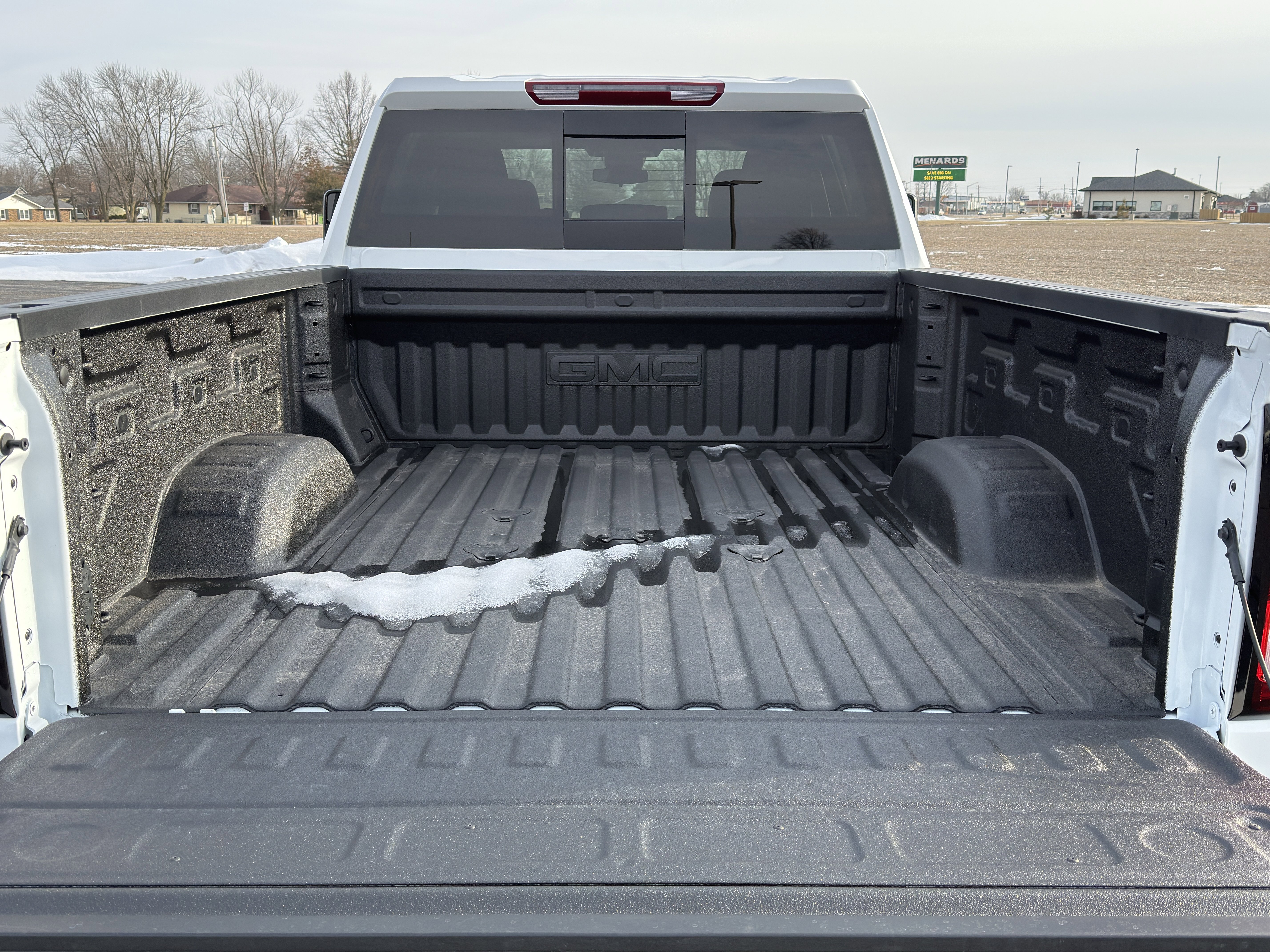 New 2026 GMC Sierra 2500 SLE w/ SLE Value Package; image 10