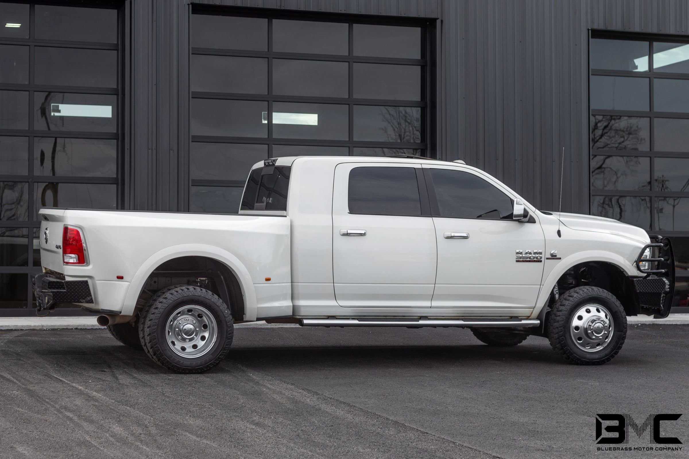 Used 2018 RAM 3500 Laramie image 10