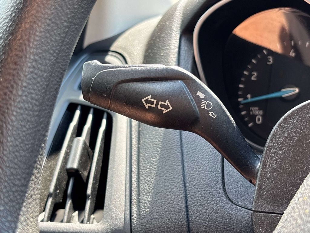 Used 2017 Ford Focus SE FWD image 28