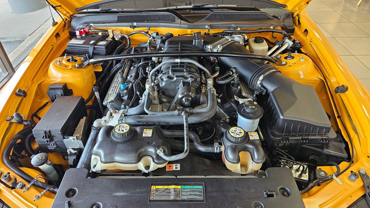 Used 2007 Ford Mustang Shelby GT500 RWD image 18