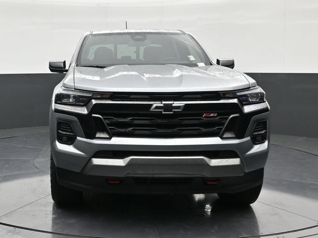 Used 2025 Chevrolet Colorado Z71 AWD/4WD image 8