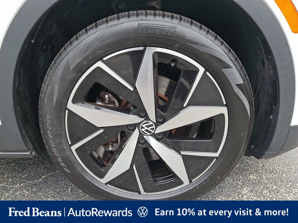 Certified 2023 Volkswagen ID.4 Pro S AWD/4WD image 11