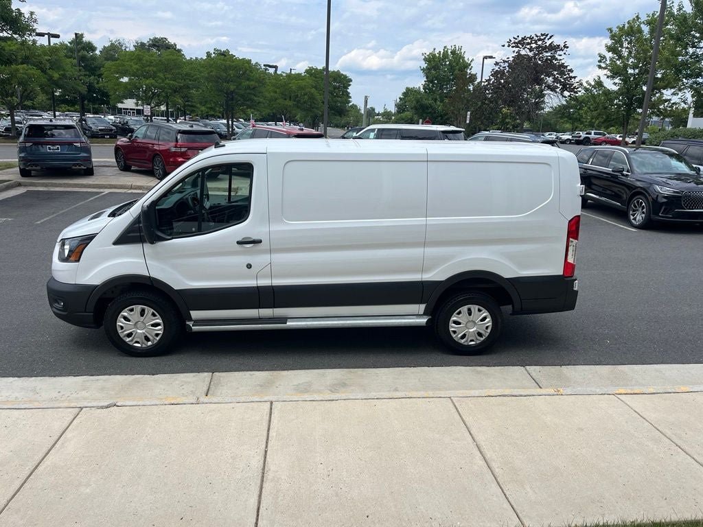 Used 2025 Ford Transit 250 Low Roof w/ Exterior Upgrade Package RWD image 4