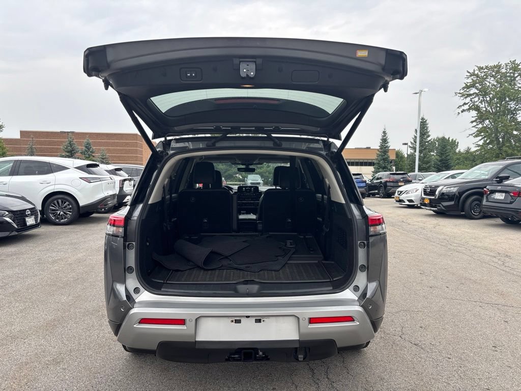 Certified 2023 Nissan Pathfinder SL w/ SL Premium Package AWD/4WD image 7