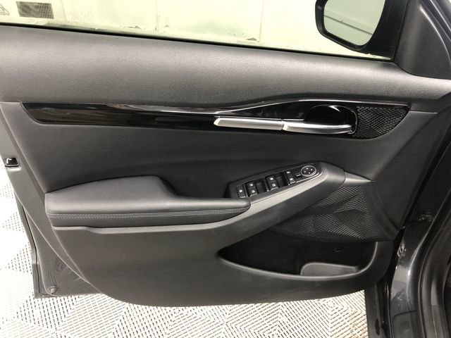 Used 2023 Kia Seltos S w/ Navigation Package image 11