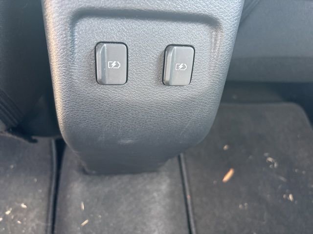 Used 2024 Nissan Kicks SR image 17