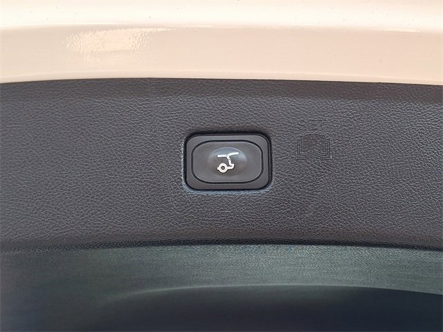 Used 2021 Ford Edge SEL w/ Convenience Package image 28