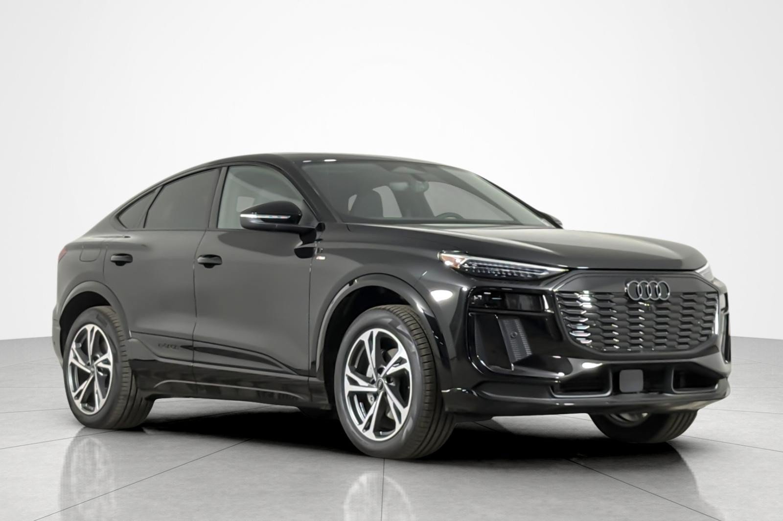 New 2027 Audi Q6 e-tron Premium Plus AWD/4WD video 2